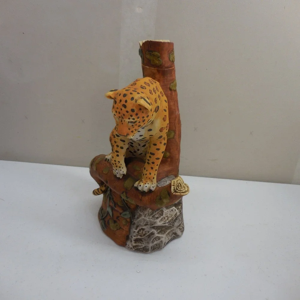 Ski Country Wildlife Series Jaguar Bourbon Whiskey Decanter 1982 Limited Edition